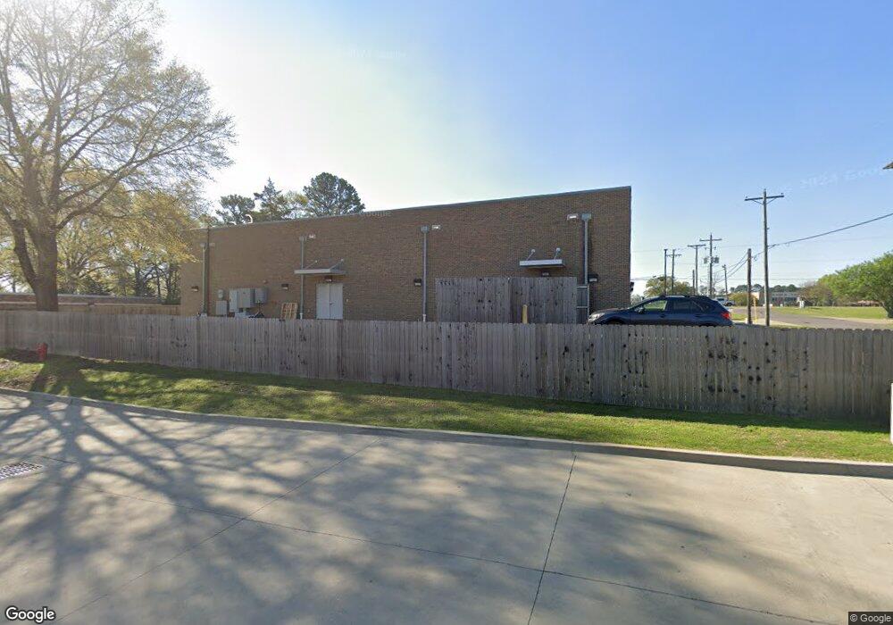 1010 S Spruce St, Vivian, LA 71082 - photo 1