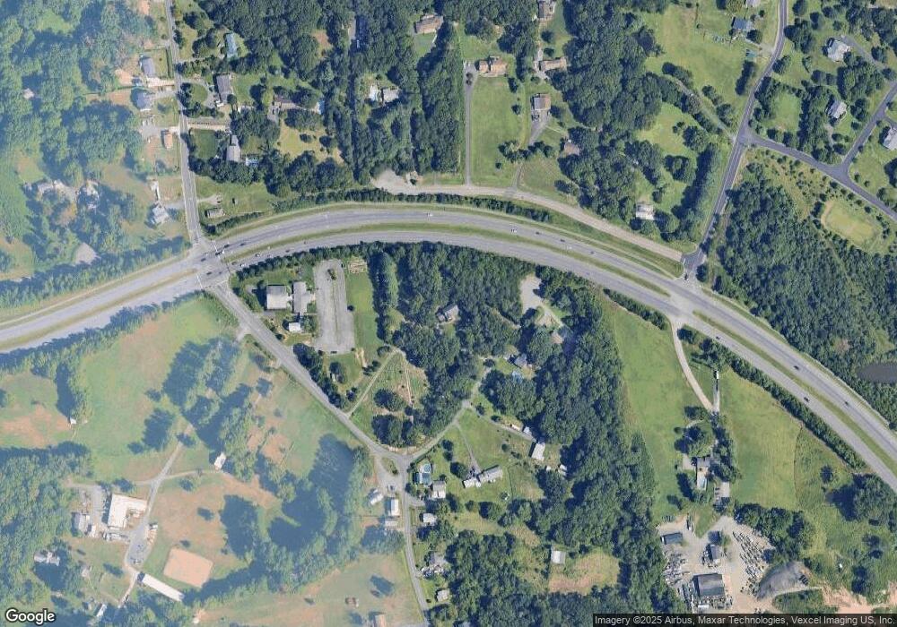 7640 Jaspers Branch Ct, Manassas, VA 20111 - photo 1