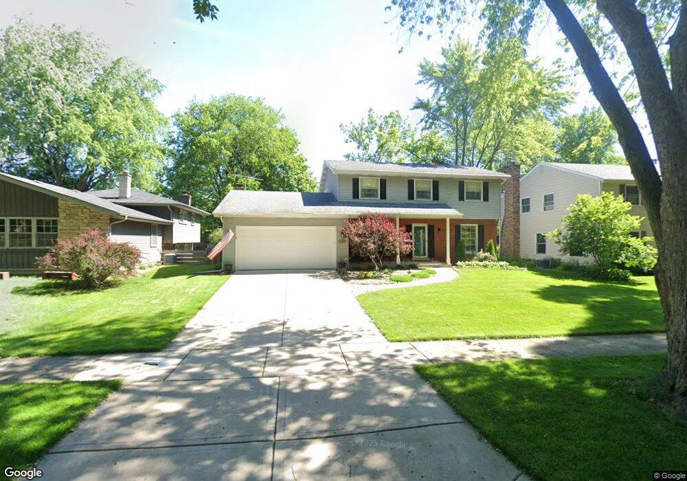 1128 Sandpiper Ln, Naperville, IL 60540 - photo 1