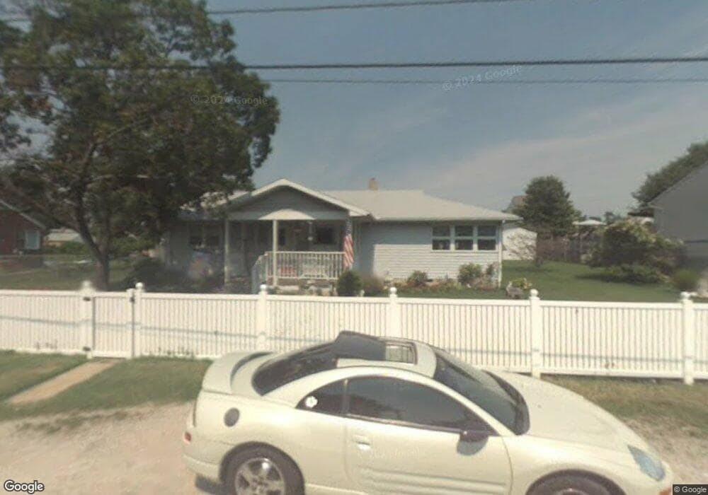 8111 Highpoint Rd, Clearwater Beach, MD 21226 - photo 1