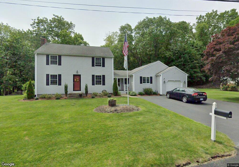 18 Maplewood Orchard Dr, Greenville, RI 02828 - photo 1