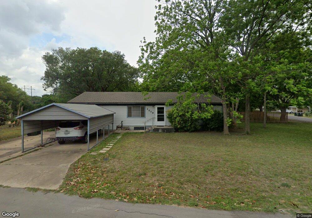 2009 Pecan St, San Marcos, TX 78666 - photo 1