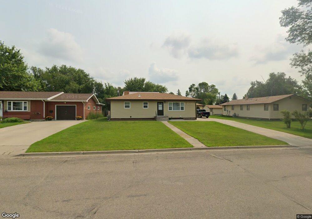 1706 4th Ave NE, Jamestown, ND 58401 - photo 1
