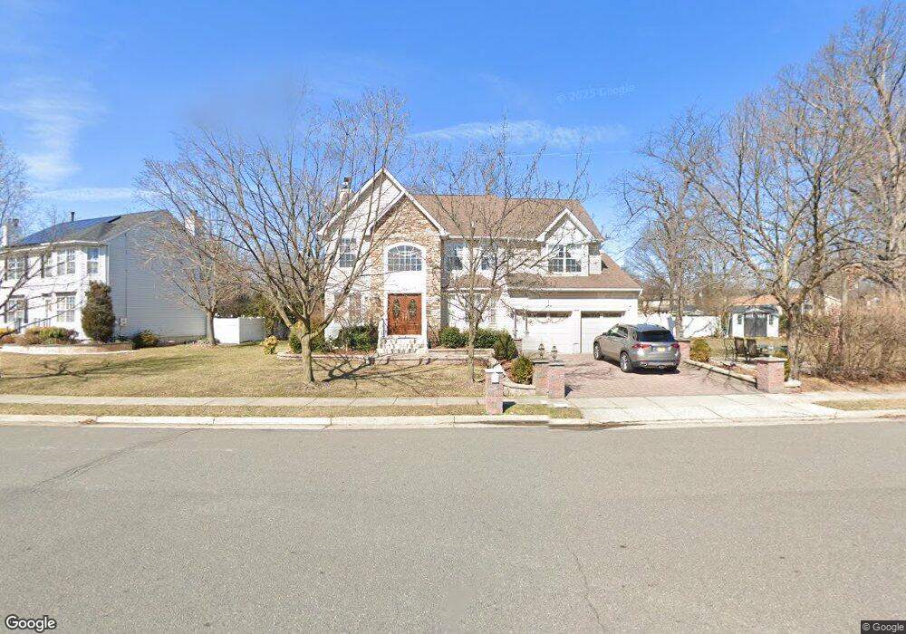 109 Tived Ln E, Edison, NJ 08837 - photo 1