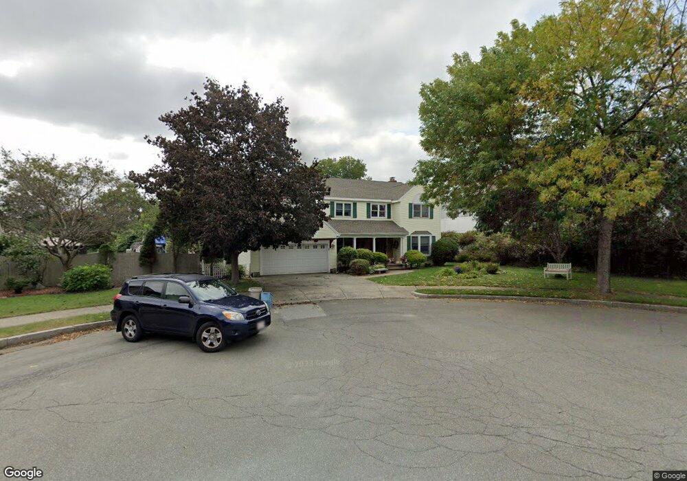 3 Roberts Way, Stoneham, MA 02180 - photo 1