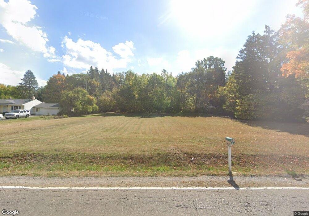 5467 Calkins Rd, Flint, MI 48532 - photo 1