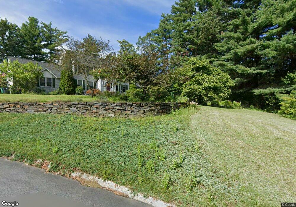 10 Colonial Ave, Nashua, NH 03062 - photo 1