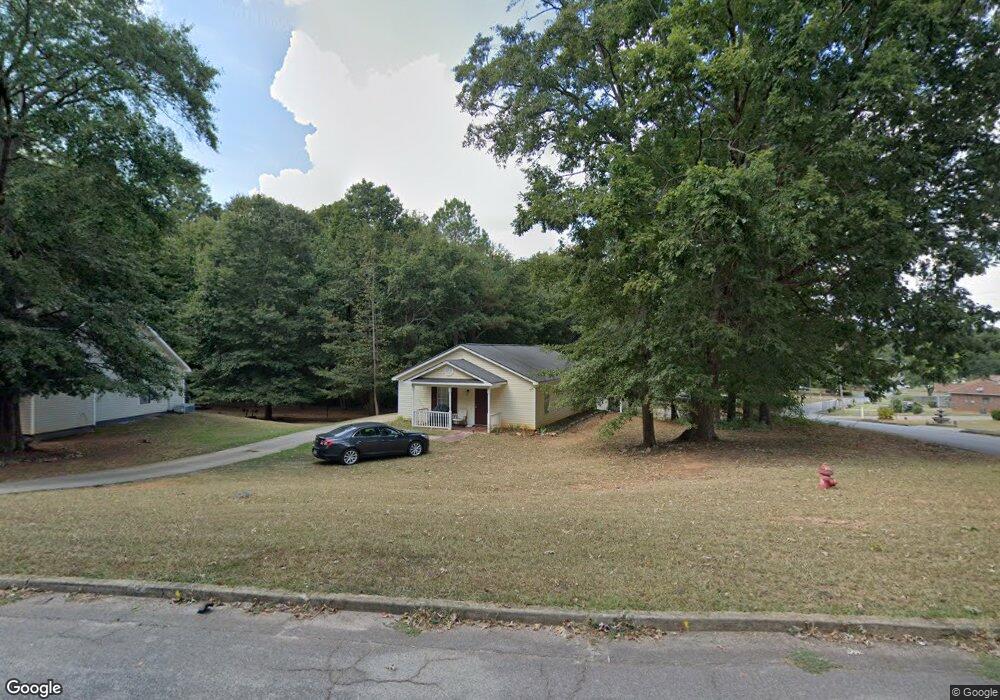 208 Brown St, Barnesville, GA 30204 - photo 1