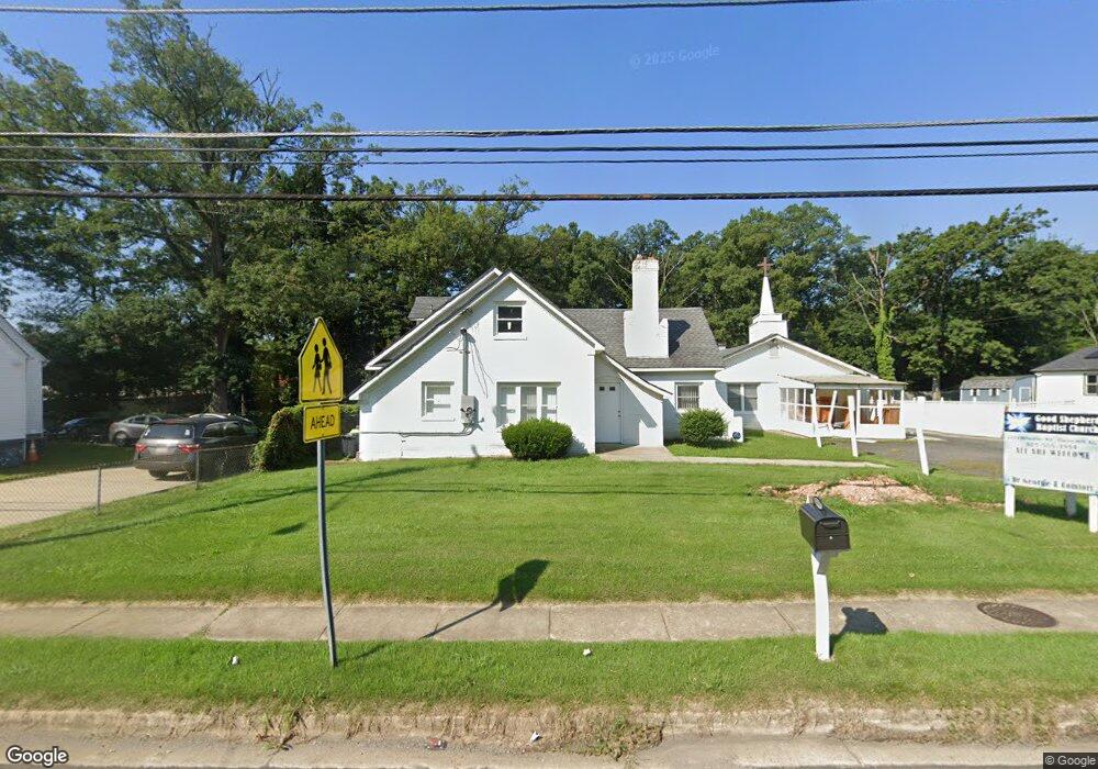 5203 Wheeler Rd, Oxon Hill, MD 20745 - photo 1