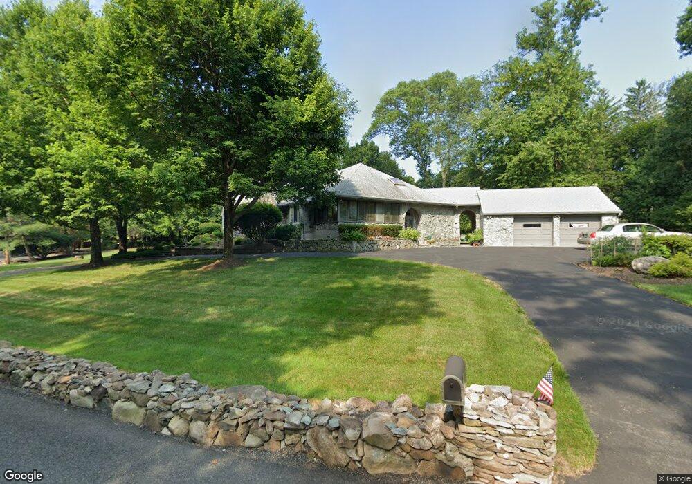 4 Squire Ct, Mahwah, NJ 07430 - photo 1