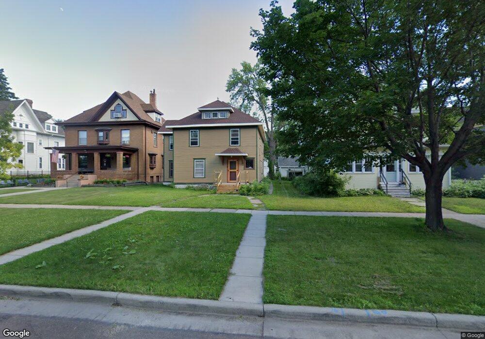 1116 3rd Ave S, Fargo, ND 58103 - photo 1
