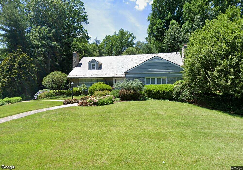 2 Hadden Rd, Scarsdale, NY 10583 - photo 1