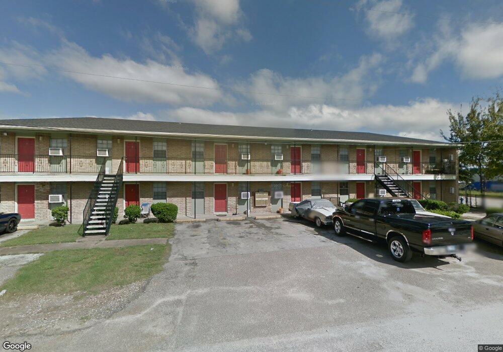 5401 Troost St unit 6, Houston, TX 77026 - photo 1