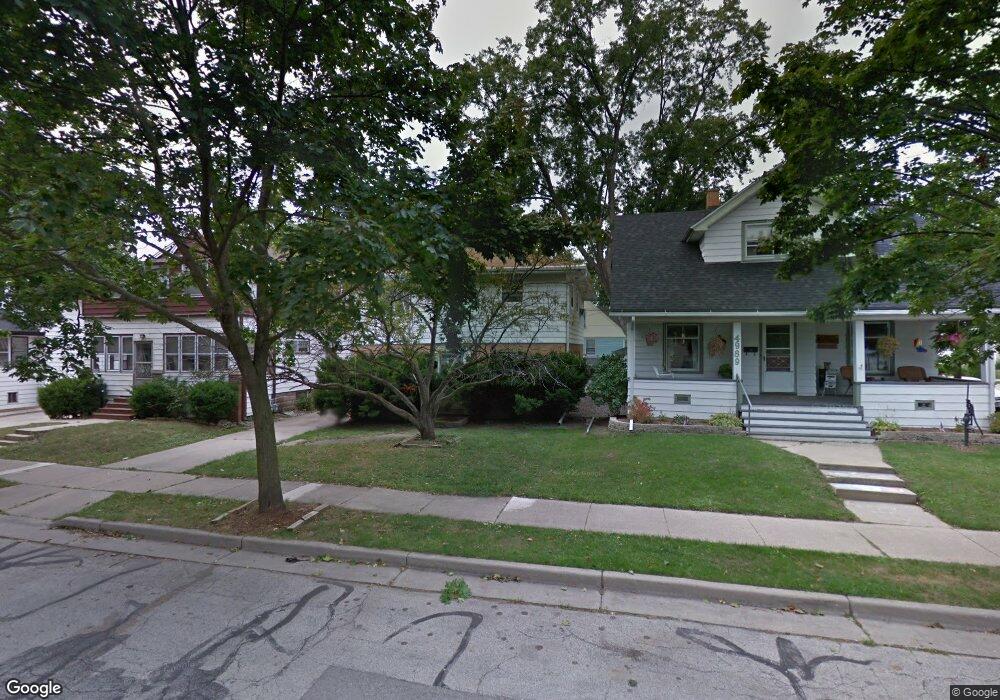 4985 N 127th St, Butler, WI 53007 - photo 1