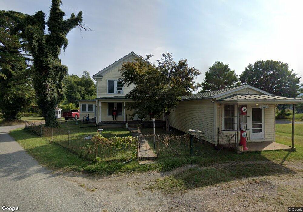 2880 Lyndhurst Rd, Waynesboro, VA 22980 - photo 1