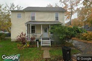 4 Carle Ave, Hudson, NY 12534
