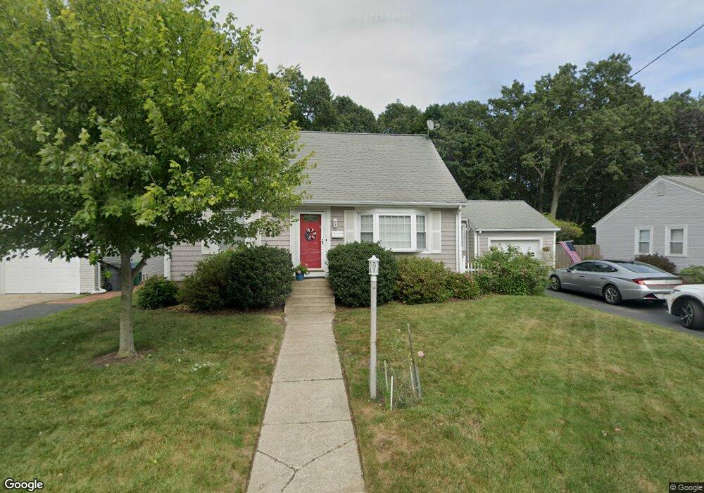 62 Welfare Ave, Warwick, RI 02888 - photo 1