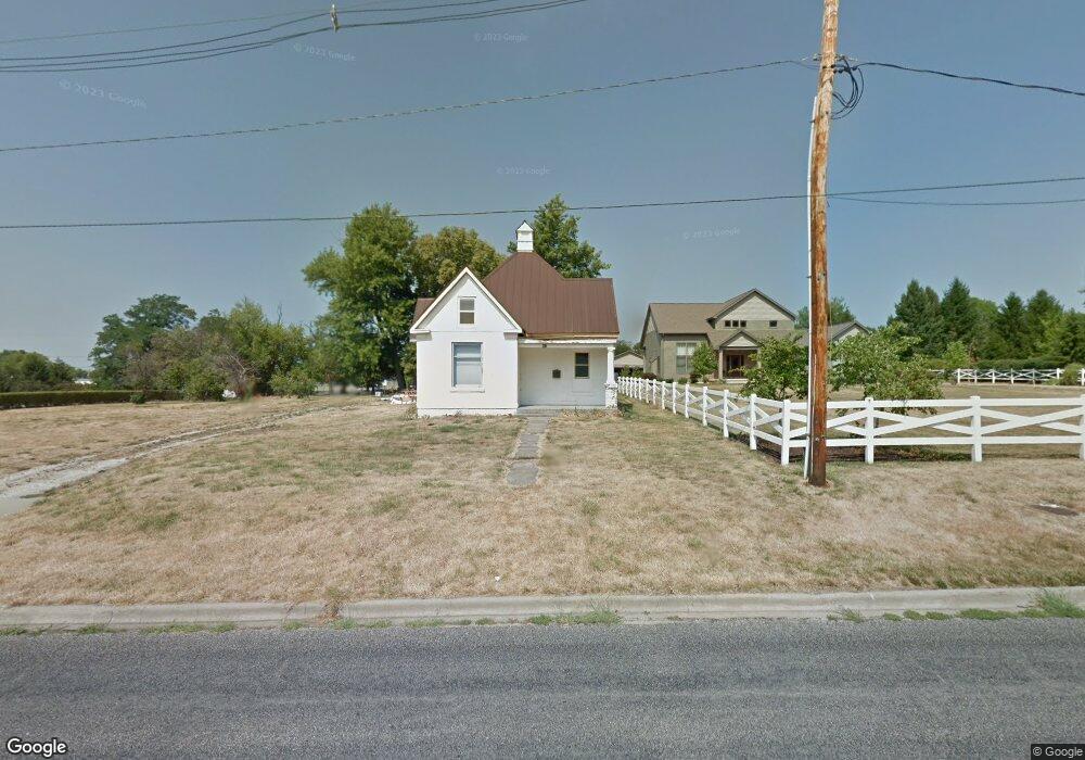 961 Woodland Place, Jacksonville, IL 62650 - photo 1