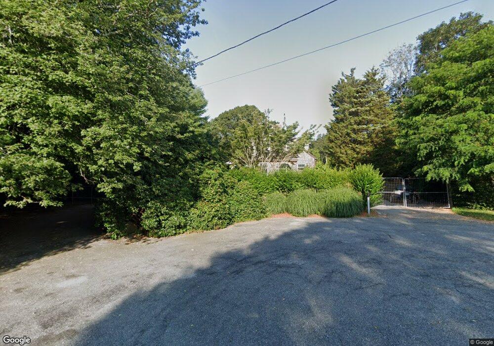 21 Donna Ct, Wakefield, RI 02879 - photo 1