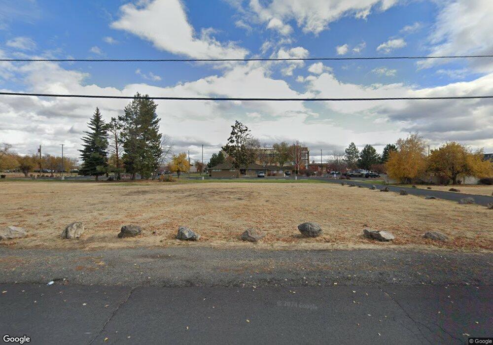 1250 NW 4th St, Redmond, OR 97756 - photo 1