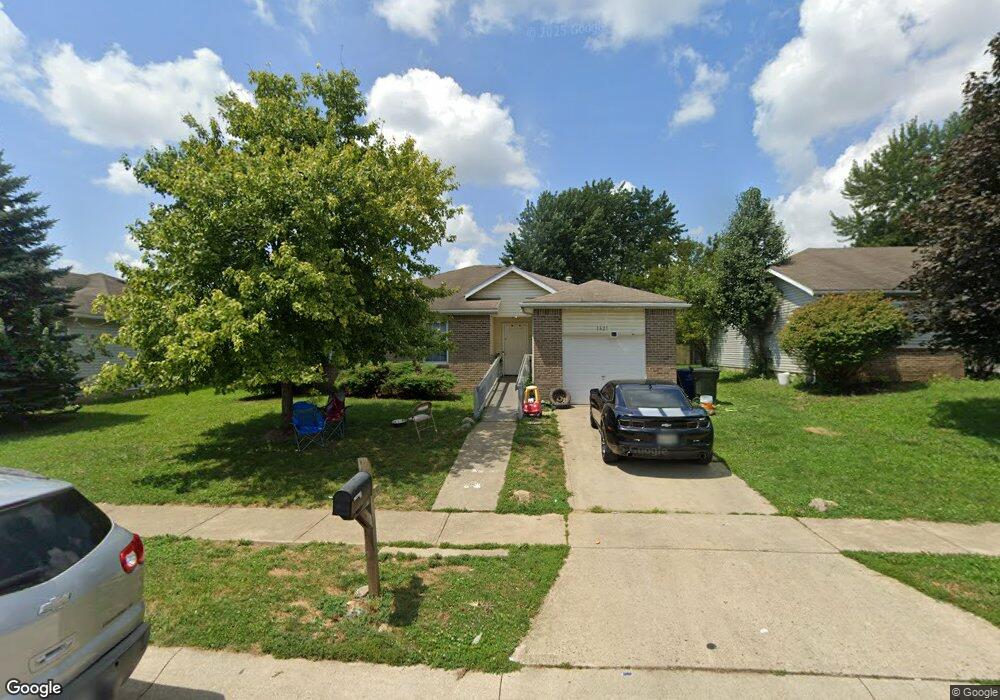 1623 Red Leaf Ln, Columbus, OH 43223 - photo 1