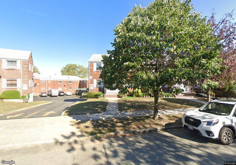 247-68 77 Crescent unit B, Bellerose, NY 11426 - photo 1