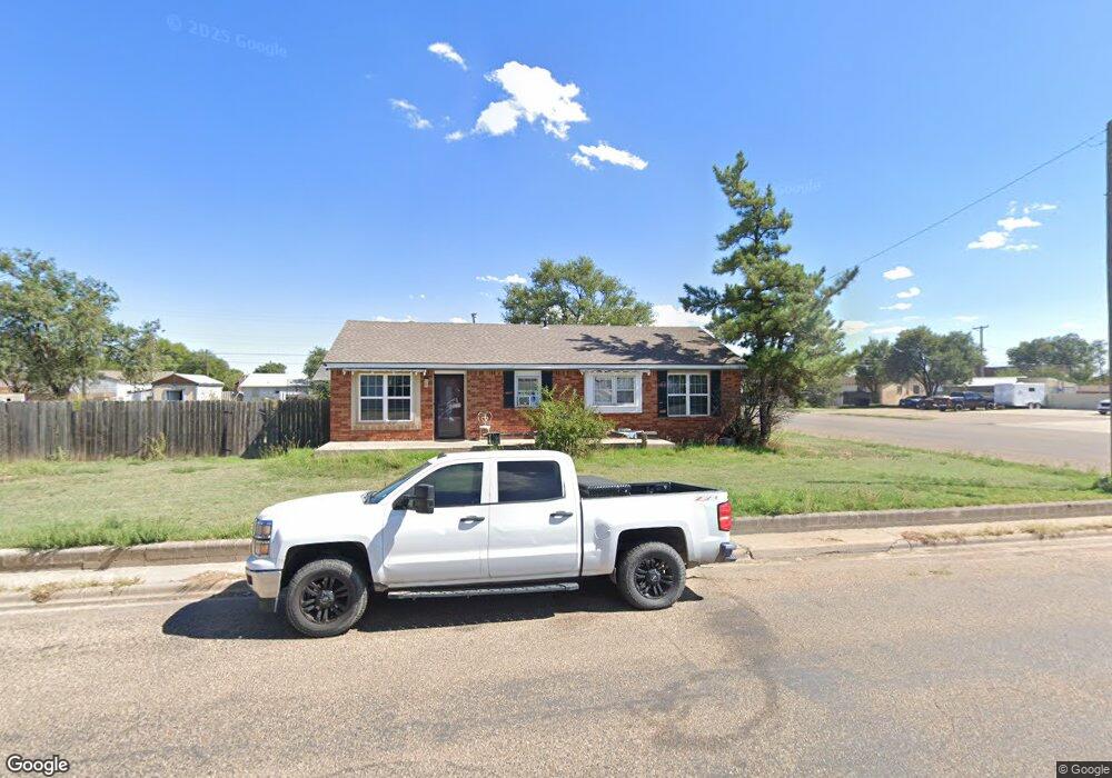 617 Binkley Ave, Dumas, TX 79029 - photo 1