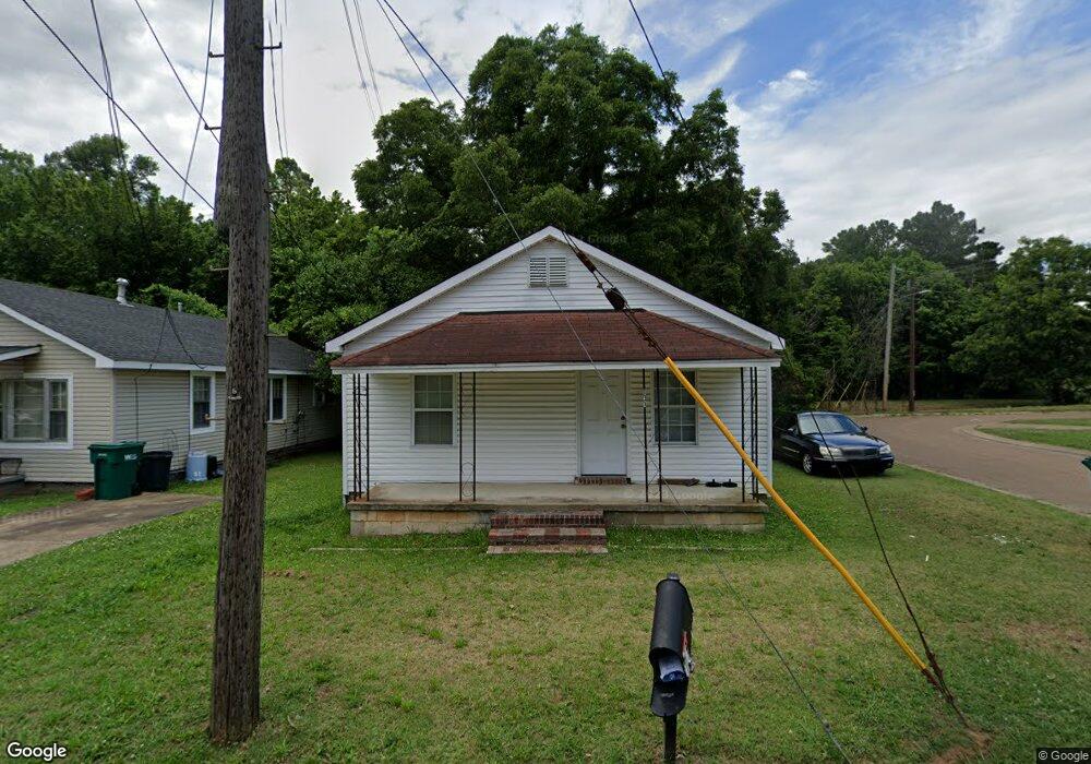 131 Booker St, Jackson, TN 38301 - photo 1