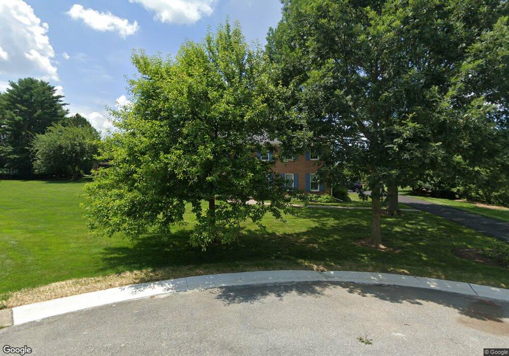 4 Devon Ct, Hockessin, DE 19707 - photo 1