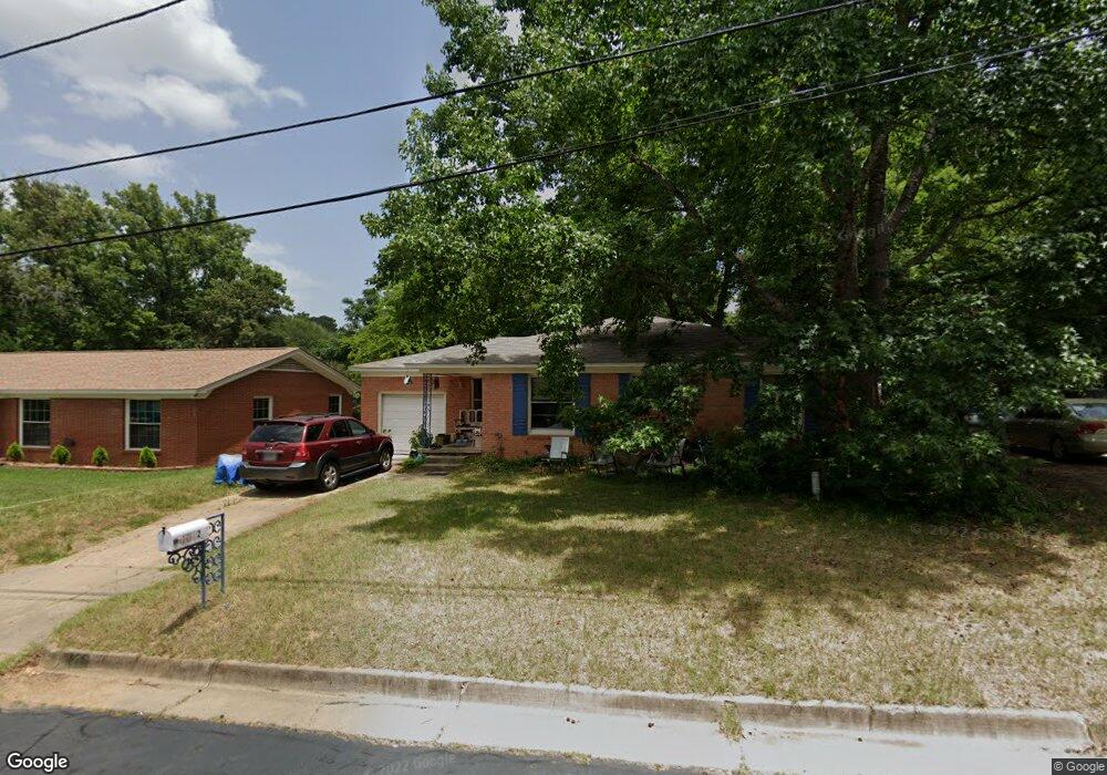 1832 Knob Hill Dr, Tyler, TX 75701 - photo 1