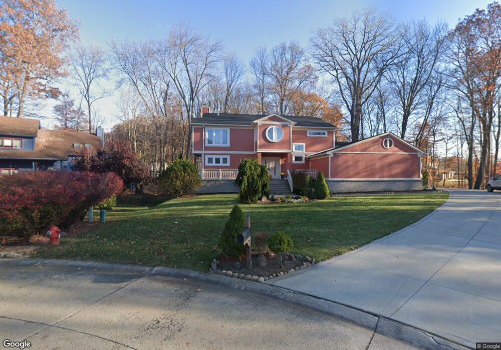 7510 Tiverton Ct, West Bloomfield, MI 48322 - photo 1