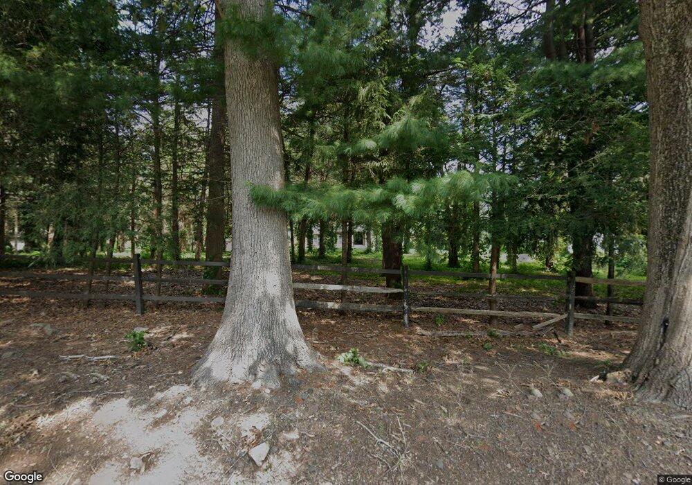 230 Back Ln, Wethersfield, CT 06109 - photo 1