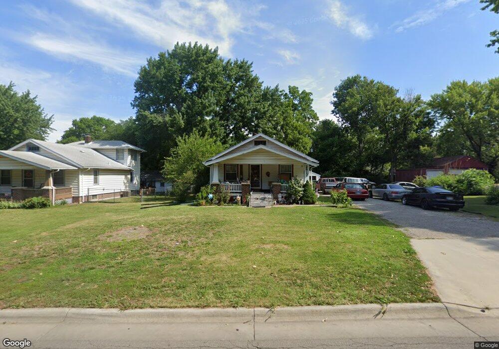 2612 SW 10th Ave, Topeka, KS 66604 - photo 1