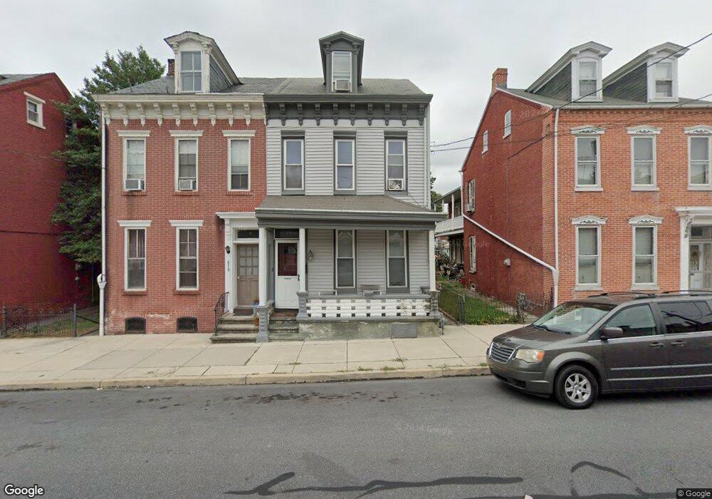 621 Walnut St, Columbia, PA 17512 - photo 1