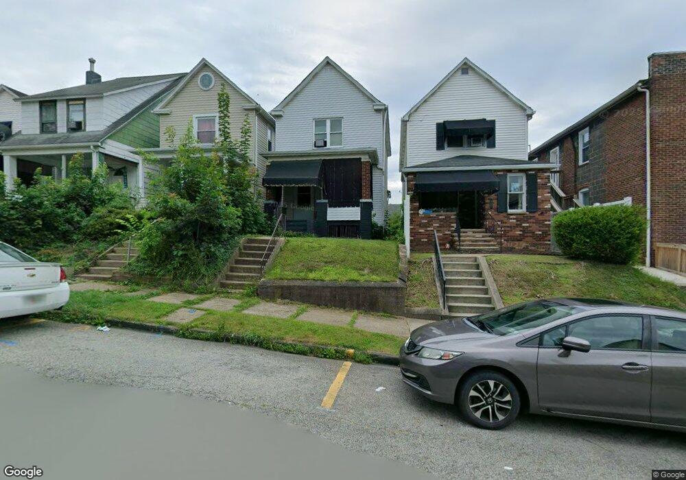 402 Harrison Ave, Vandergrift, PA 15690 - photo 1