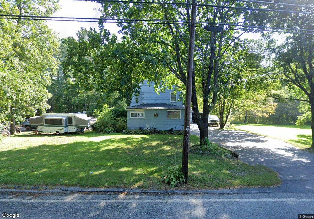 194 Dudley Oxford Rd, Dudley, MA 01571 - photo 1