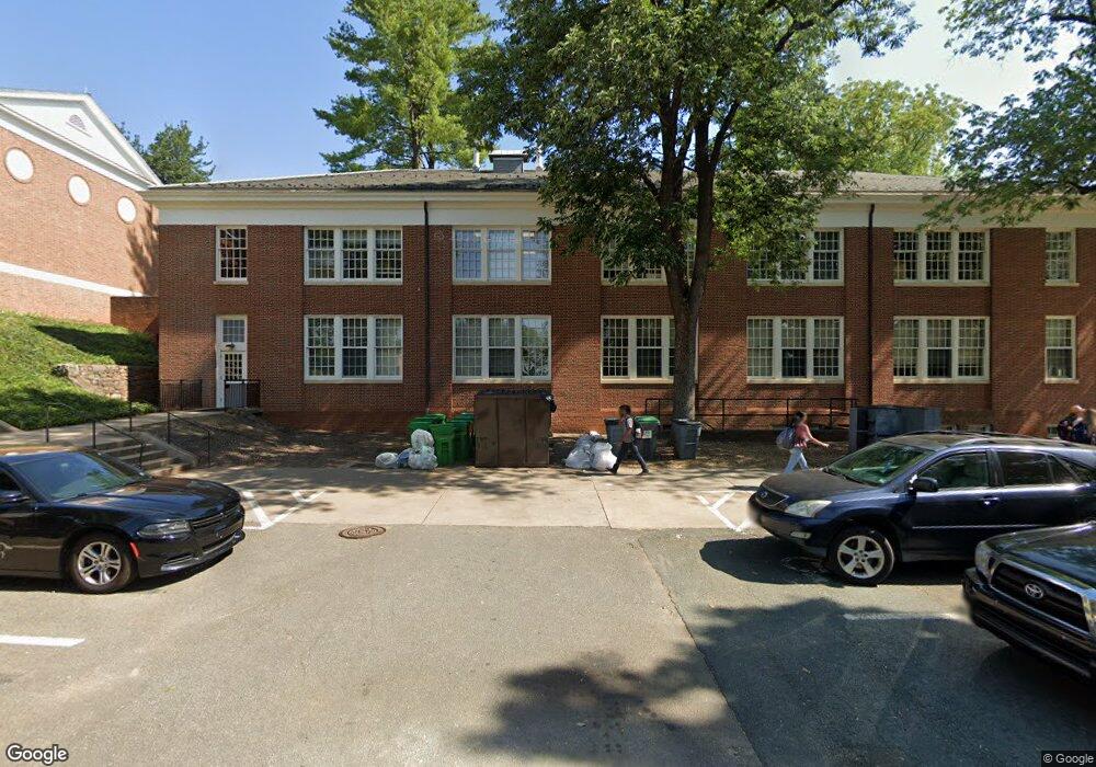 627 Cabell Dr unit D, Charlottesville, VA 22903 - photo 1