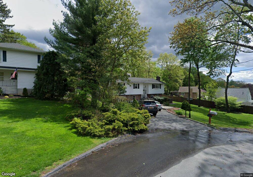 8 Foster Place, Pleasantville, NY 10570 - photo 1