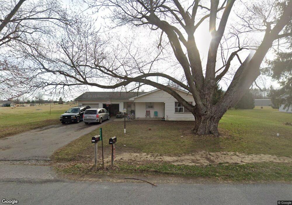 8370 Phillips Rd, Bluffton, OH 45817 - photo 1