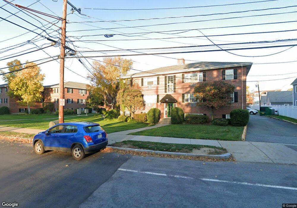 129 North St unit E, Newton, MA 02460 - photo 1