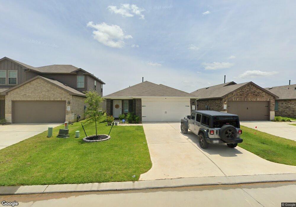 16768 Lonely Pines Dr, Conroe, TX 77302 - photo 1