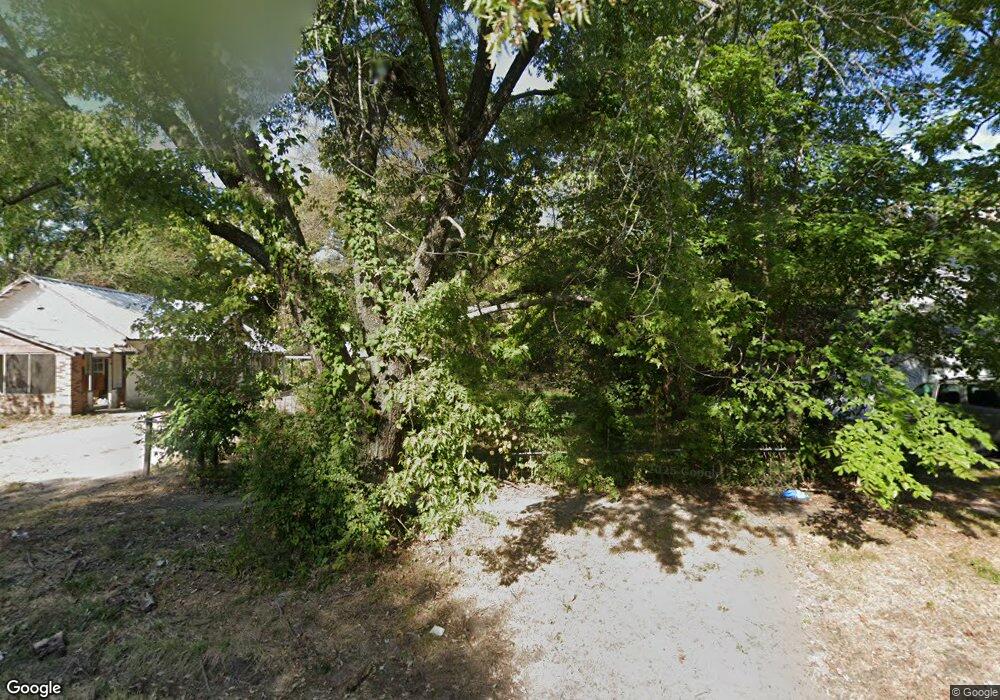 210 1/2 N Whitaker St, Pryor, OK 74361 - photo 1