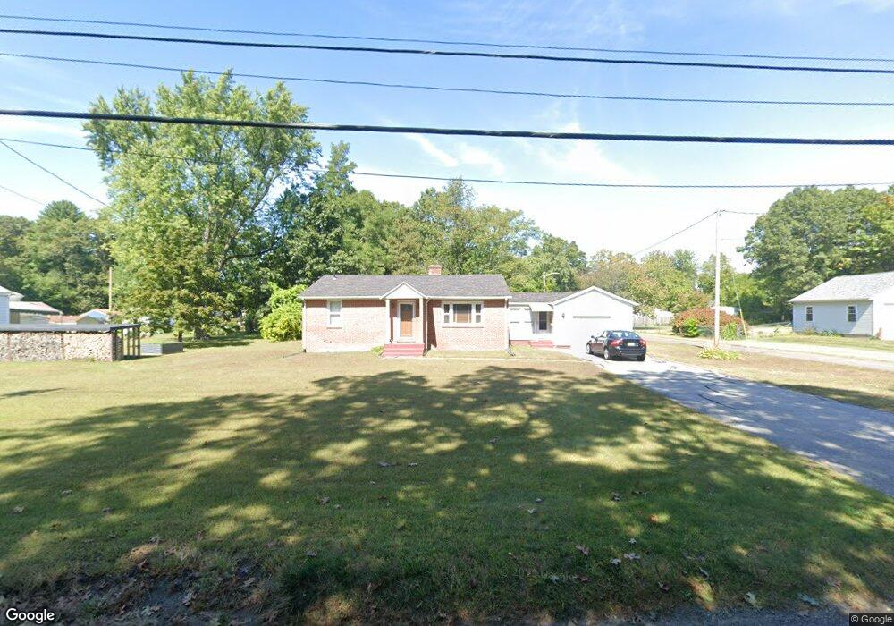 814 Prospect St, Chicopee, MA 01020 - photo 1