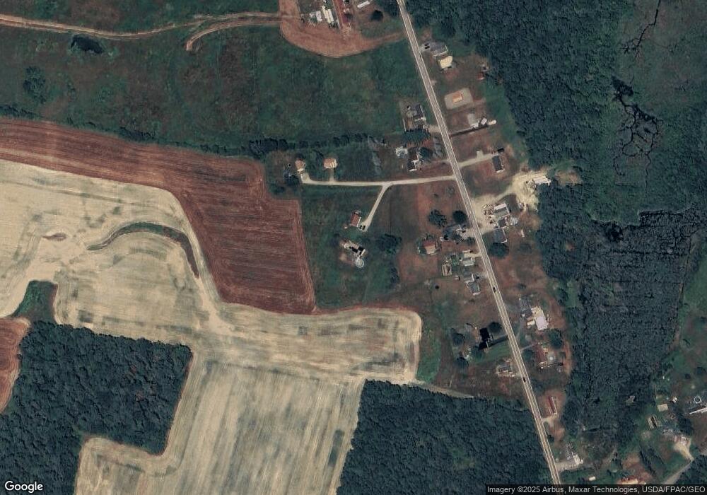 952 Hinckley Rd, Clinton, ME 04927 - photo 1