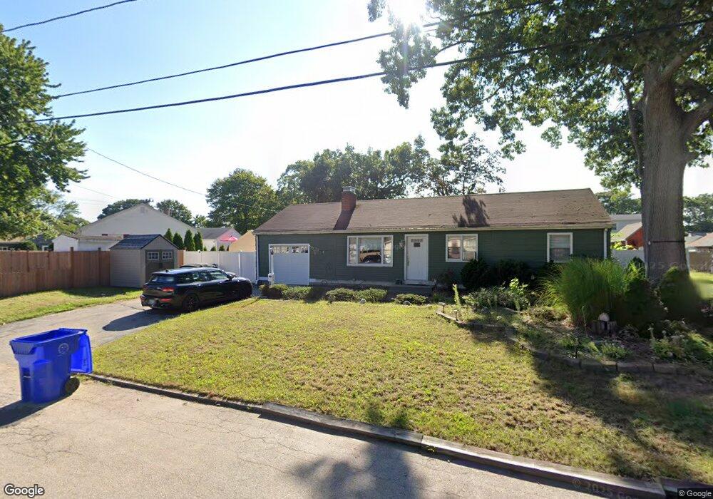 111 Palmer Ave, Riverside, RI 02915 - photo 1