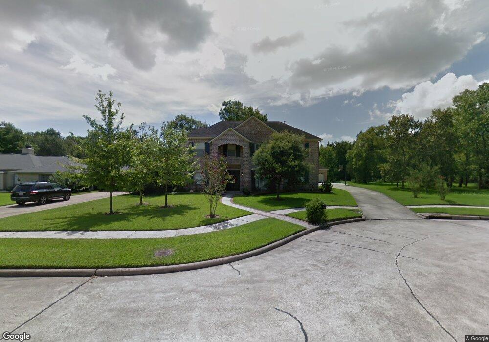 1007 Buckingham Ct, Friendswood, TX 77546 - photo 1