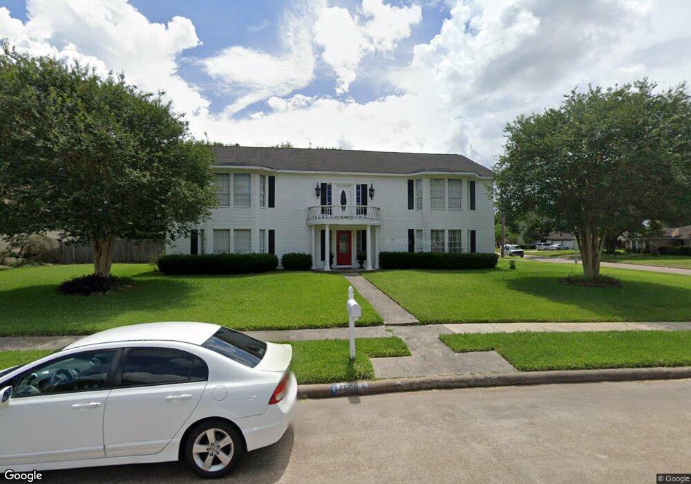 7606 Long Creek Ct, Houston, TX 77088 - photo 1