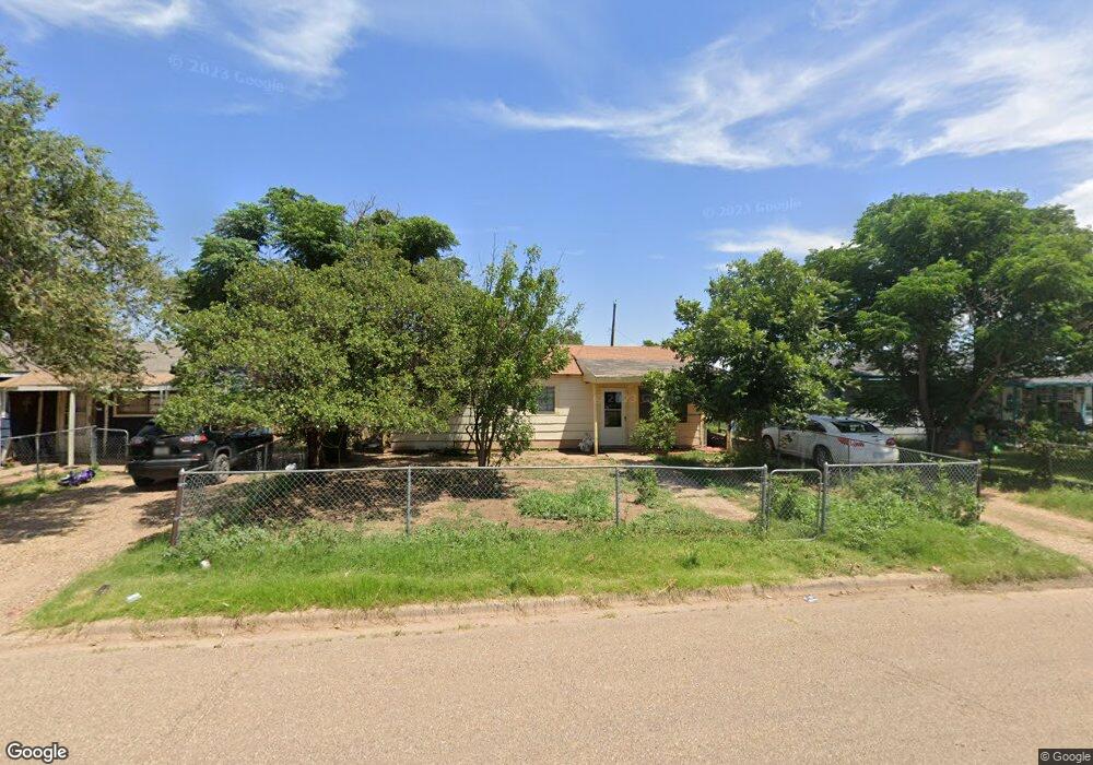 610 W 29th St, Plainview, TX 79072 - photo 1