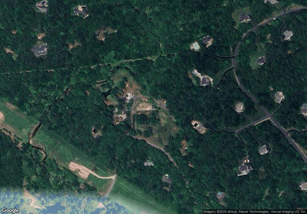 8333 Cathedral Forest Dr, Fairfax Station, VA 22039 - photo 1