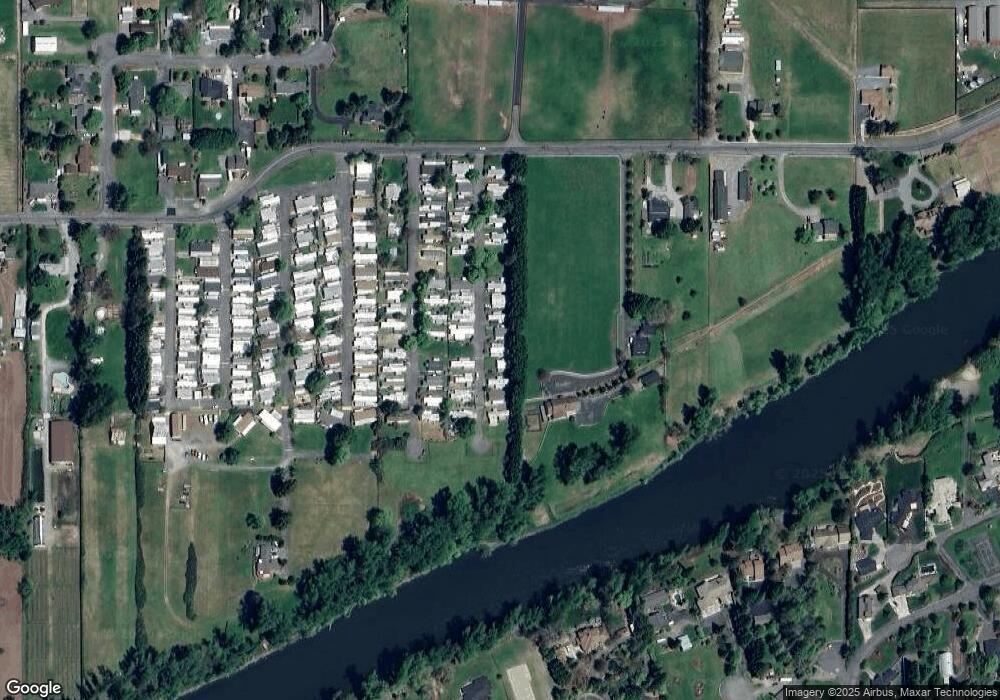 222 Chestnut Ln, Grants Pass, OR 97526 - photo 1